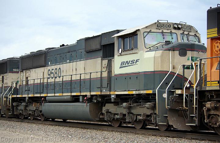 BNSF 9580 - SD70MAC.jpg